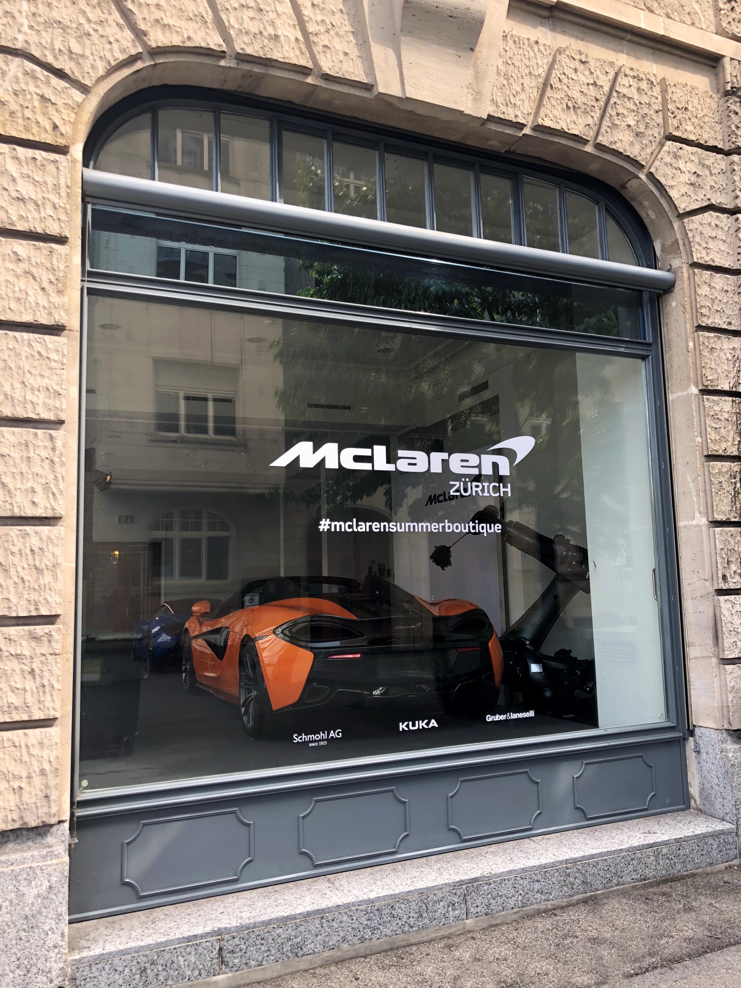 McLaren Pop-up-Showroom in der Zürcher Innenstadt – Markeninszenierung